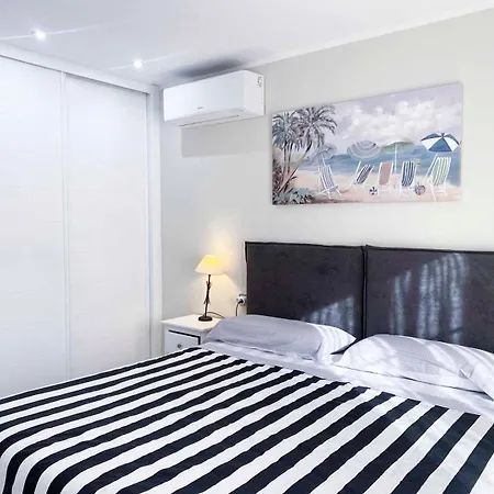 Adeje Paradise Luxury * אדחה